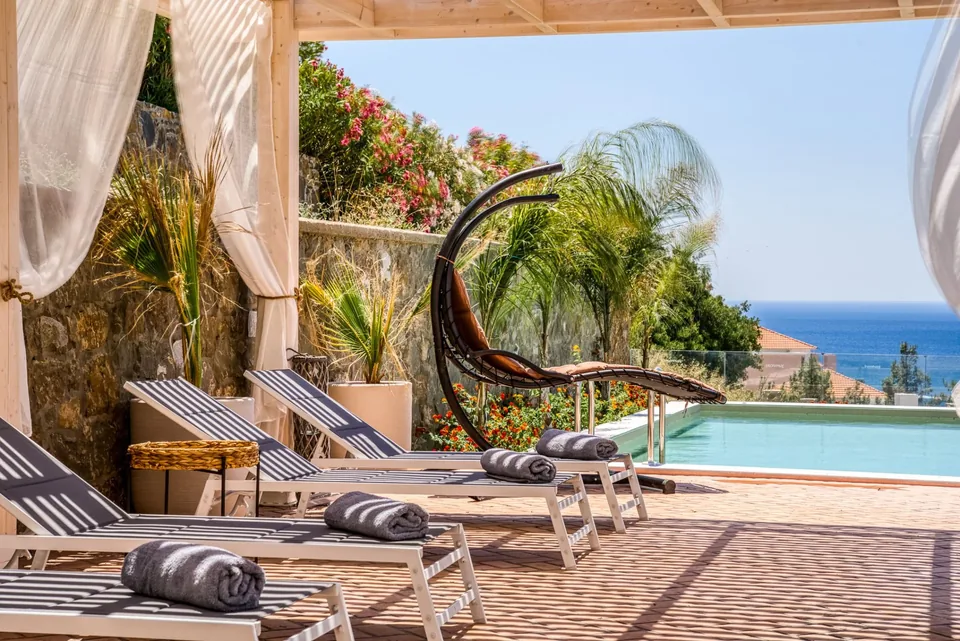 Aelia Shaded Poolside Loungers