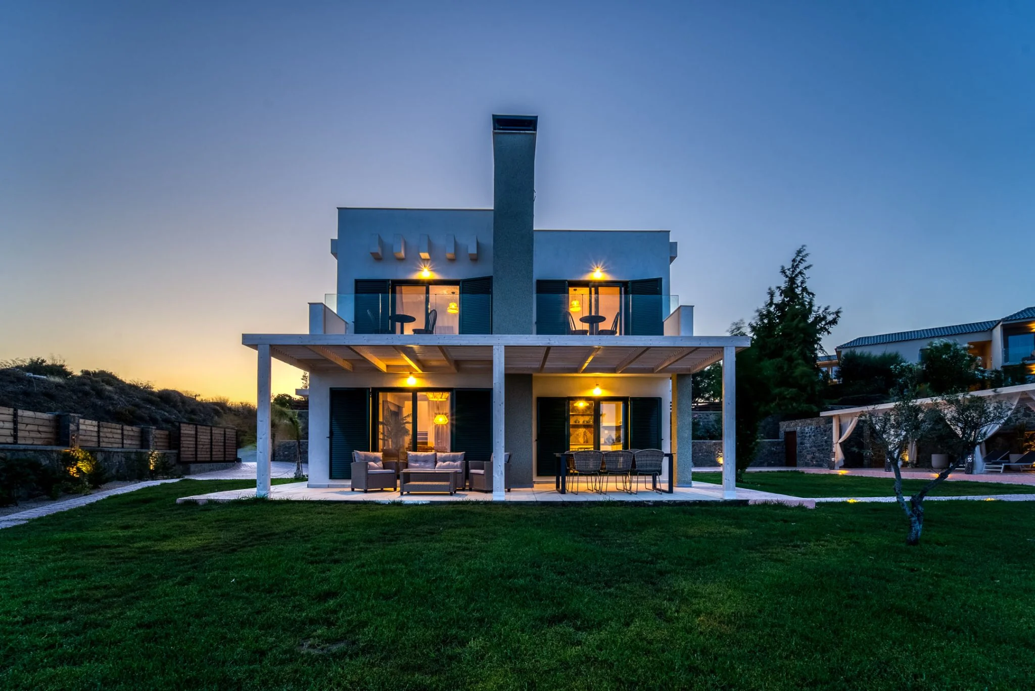 Villa pool