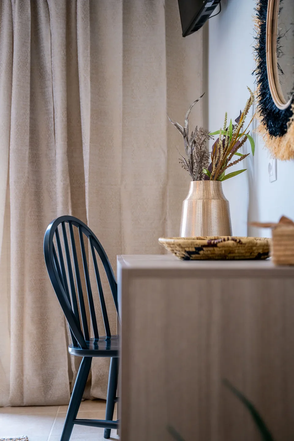 Aelia Vanity Chair and Mirror