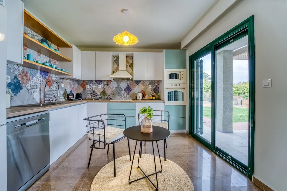 Aelia Kitchen and Garden Doors