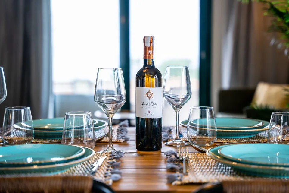 Aelia Dining Table with Wine