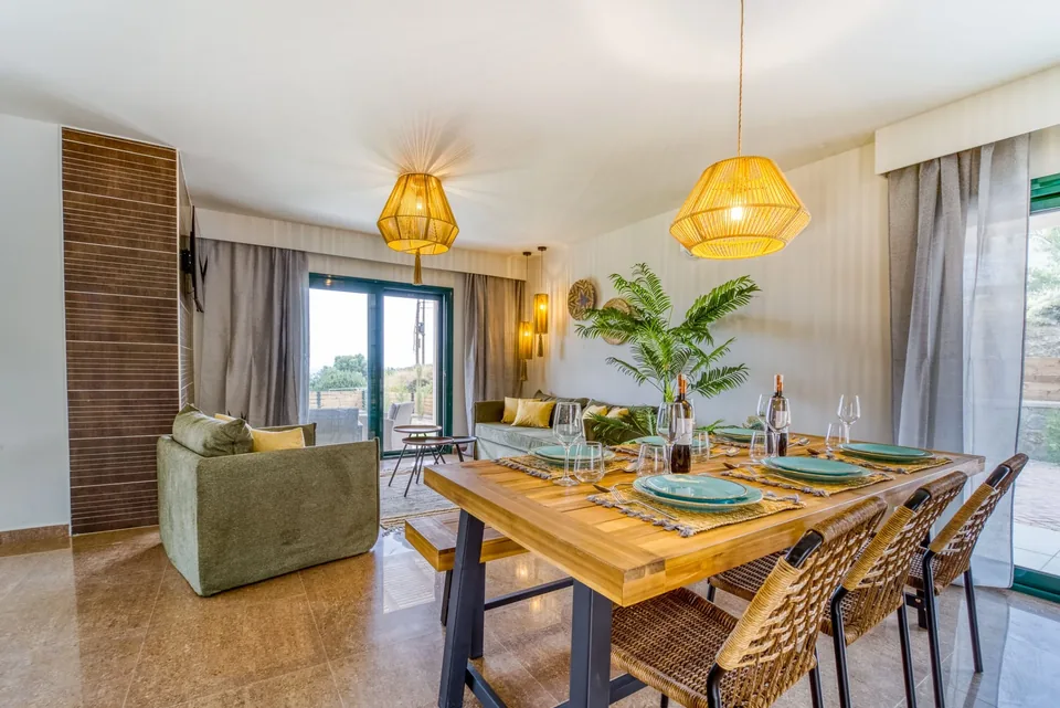 Aelia Open-Plan Dining Area