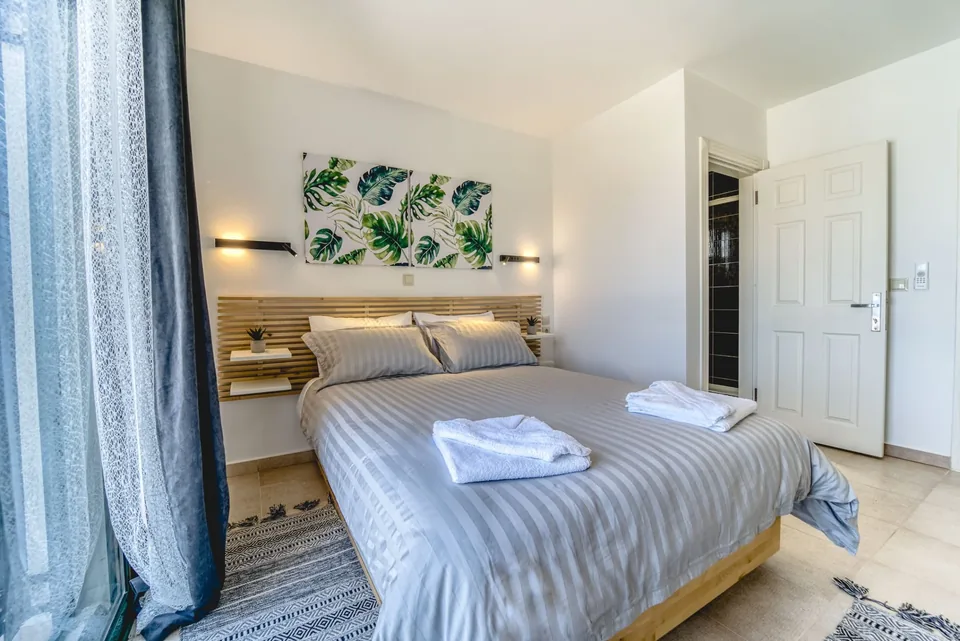 Amalthia Spacious Double Bedroom